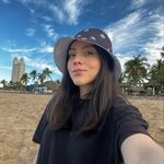 Abril Perez - @abrilperez24 - Instagram