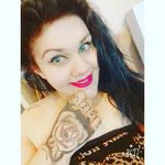 @abril_smith_ - Instagram