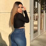 Abril Vasquez - @abril.vasquez_ - Instagram