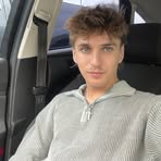 Aaron Parker - Facebook