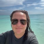 Ada Miller - @adanomadiclifestyle - Instagram