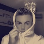 Ádám Piros - @pirosadam_ - Instagram