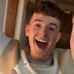 Lyndsay - @adam_beals_fan_account - Instagram