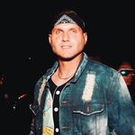 Adam Bennett - @snazzyphade - Instagram