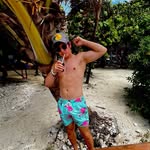 adam bugaj - @adaamm7 - Instagram