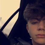 střelec z poruby - @adam_cray_cray_horvat - Instagram