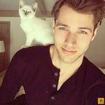 Adam - @adam.cron - Instagram