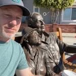 Adam Everitt - @papiblancochocolatergv - Instagram