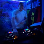 Adam Marlow - @bigmarlow15 - Instagram