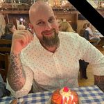 Adam Monarch - @adam.monarch.16 - Instagram