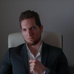 Ádám Sturm - @dr.sturma - Instagram