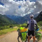 Adam Sultan - @ridetheworld24 - Instagram