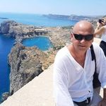 Adam Ziniewicz - @adam.ziniewicz.7 - Instagram