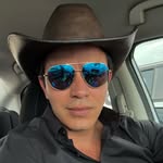 Adan Flores - @adanflores_98 - Instagram