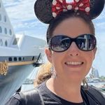 Addie Bender - @visitmickeywithaddie - Instagram