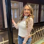 @addisoncrippen_closet_cleanout - Instagram
