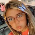 Addison hewitt 💜🦋😋👑 - @theyluv__.addi - Instagram