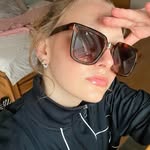 Adéla Cardová - @adelacardova - Instagram