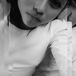 Adela Chávez - @adelachavez728 - Instagram