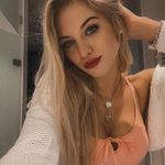Adela Dunn - @adeladunn7 - Instagram