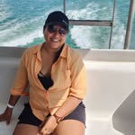 Adela Gomez - @adegomez02 - Instagram
