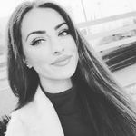 Adela Mata - @adelamata1998 - Instagram