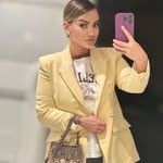 Paula Paulaa - @adelapaulapau - Instagram