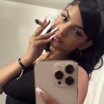 Adela sanchez - @prettiiii.delliii - Instagram