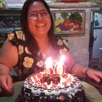 Adelaida de Leon - @yadel1216 - Instagram