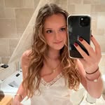 Adele - @adeleaarmstrong - Instagram