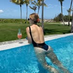Adele Carroll - @adelercarroll - Instagram