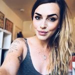Adele Gibbons - @adelegibbo - Instagram