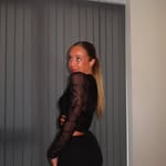 cinnamon girl - @adelegriffithss - Instagram
