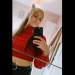 Adele Lyons - @adelerebeccalyons - Instagram