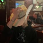 Mars Tosi - @mars.adele - Instagram
