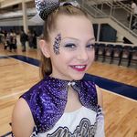 Adeline_James - @adeline_james_cheers - Instagram