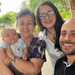 Adi Muñoz - @moda_internaciona - Instagram