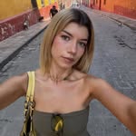 adriana v - @adi.vegaa - Instagram