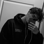 Adrian - @adrian_adamik.2002 - Instagram