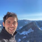 Adrian Apaza - @apazanomics - Instagram