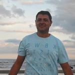 Adrian Avena - @adrian.avena.5 - Instagram