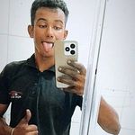 Adrian Barros - @adrian_barros.7 - Instagram