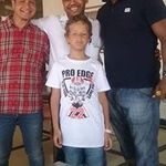 Adrian Benavides - @adrycu2003 - Instagram