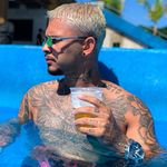 Adrian Bernardo - @adrian_bernardo_22 - Instagram