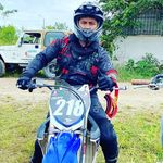 Adrian Bustos - @adrian_bustos5775 - Instagram