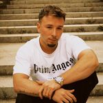 Adrián Cabrera - @adrivncvbrera - Instagram