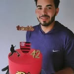 Adrian cakes - @adrian__cakes - Instagram