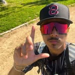 @adriancamachooo.16 - Instagram