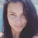 Adriana Costello - @adriana.costello - Instagram