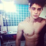 @adriandancer - Instagram